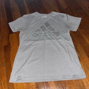 Adidas woman tee